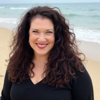 Lisa Clark Top Voice